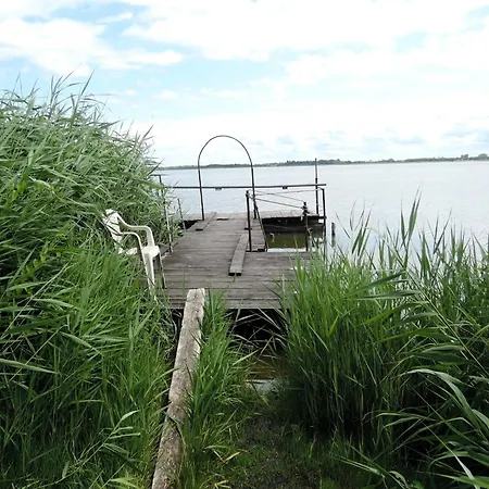 Peaceful In Scenic Ko Czewo Apartment Kolczewo